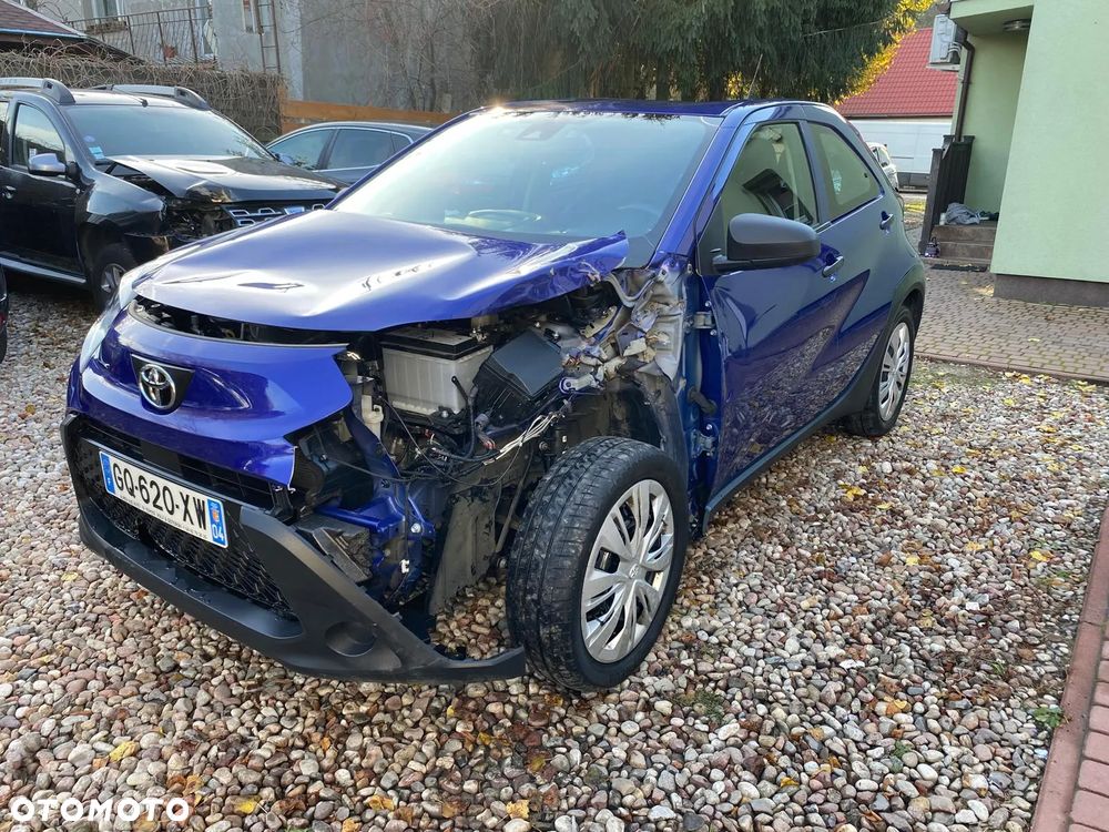 Toyota Aygo X 1.0 VVT-i - 4