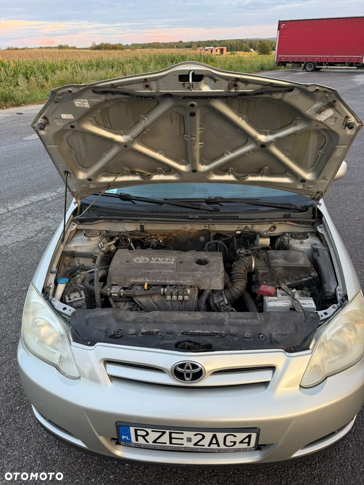 Toyota Corolla 1.6 VVT-i Sol - 7