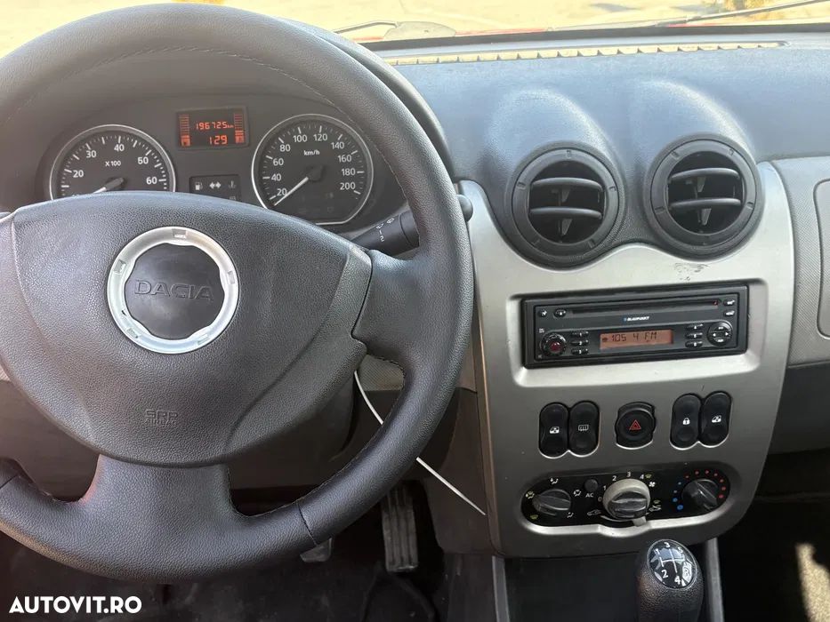 Dacia Sandero 1.2 16V Laureate - 4