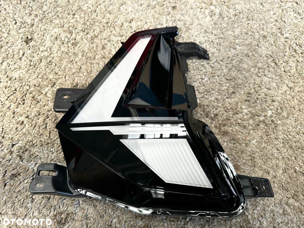 lampa prawa do jazdy dziennej led 266009347r renault captur ii lift - 1