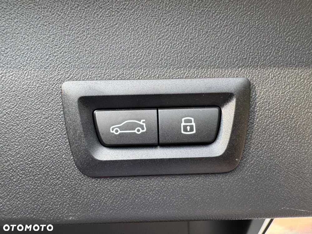BMW X3 xDrive20d mHEV - 29