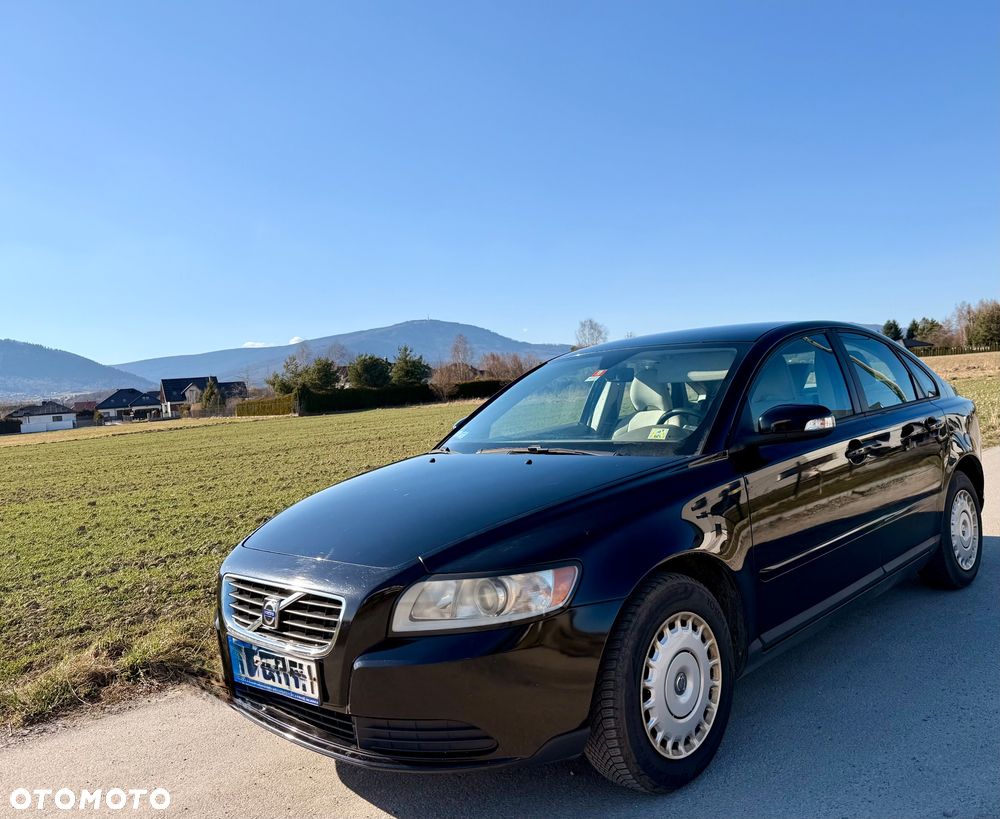 Volvo S40 1.8 - 12