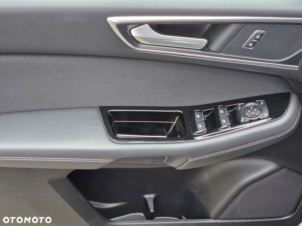 Ford Galaxy 1.5 EcoBoost Titanium - 27