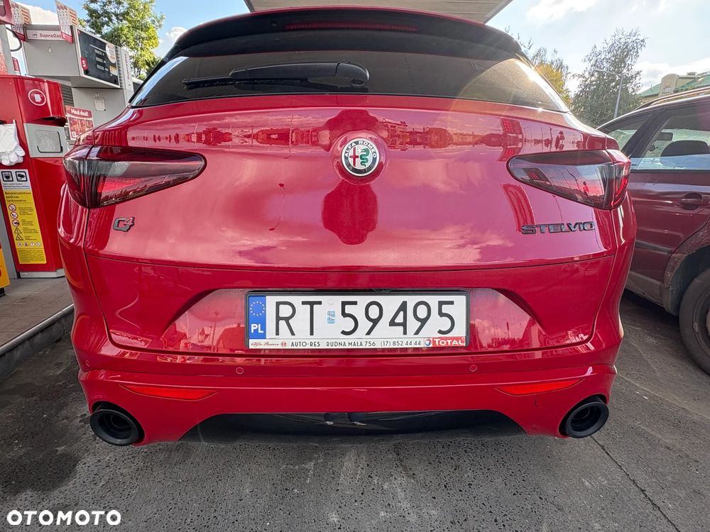 Alfa Romeo Stelvio 2.0 Turbo Veloce Q4 - 16