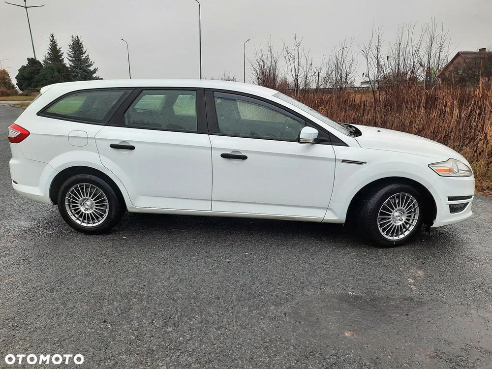 Ford Mondeo 2.0 TDCi Trend - 4