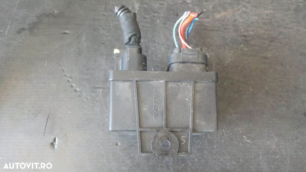 Releu bujii suzuki vitara suzuki sx4 1.6 ddi d16aa 55203394 0281003043 - 3