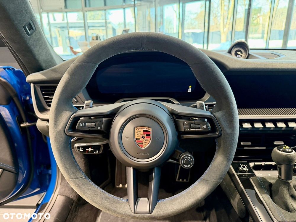 Porsche 911 - 21