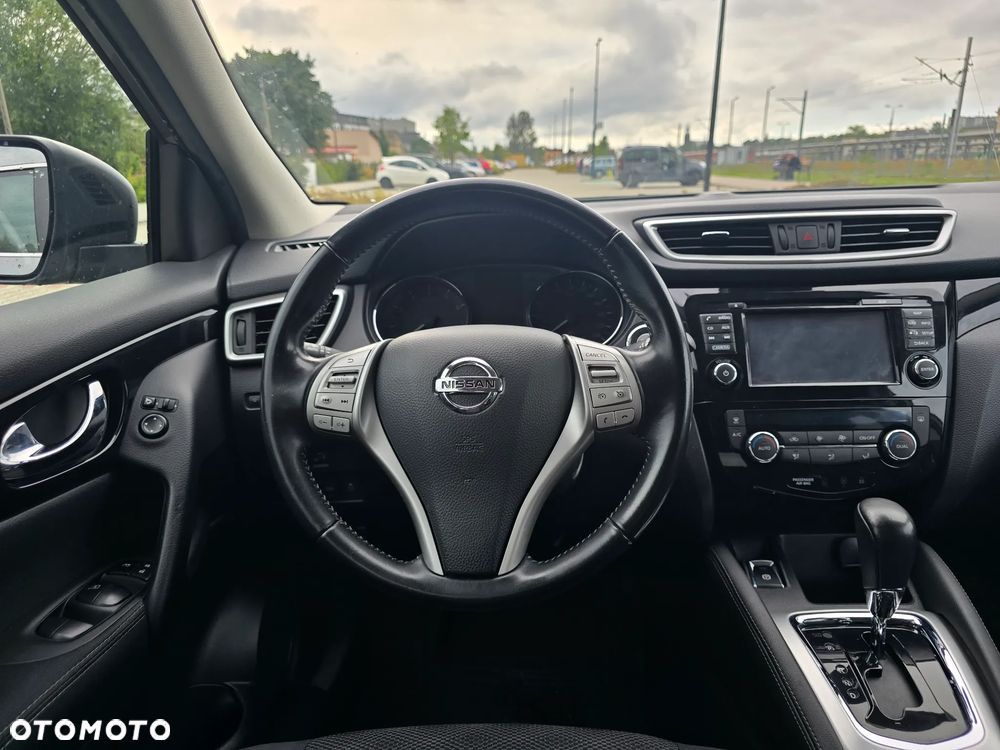 Nissan Qashqai 1.2 DIG-T Xtronic TEKNA - 19