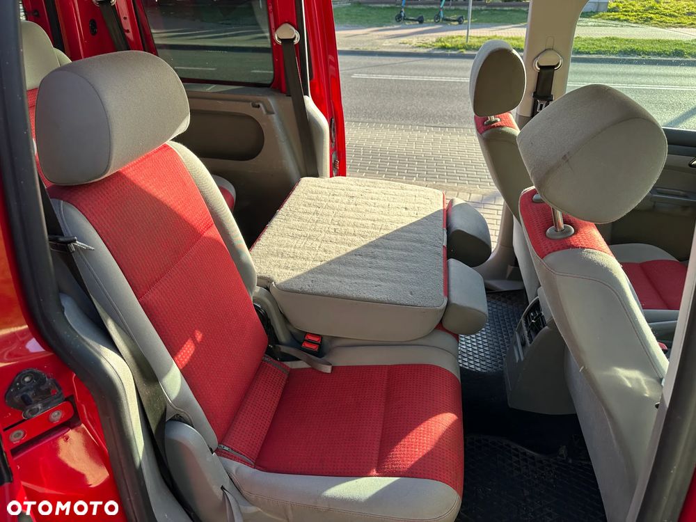 Volkswagen Caddy 2.0 Life Style (7-Si.) - 16