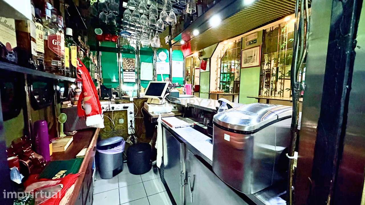 Loja e Bar junto à Avenida Duque de Loulé - Grande imagem: 4/17