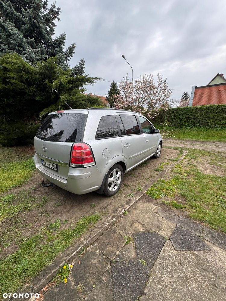 Opel Zafira 1.8 Family Plus - 7