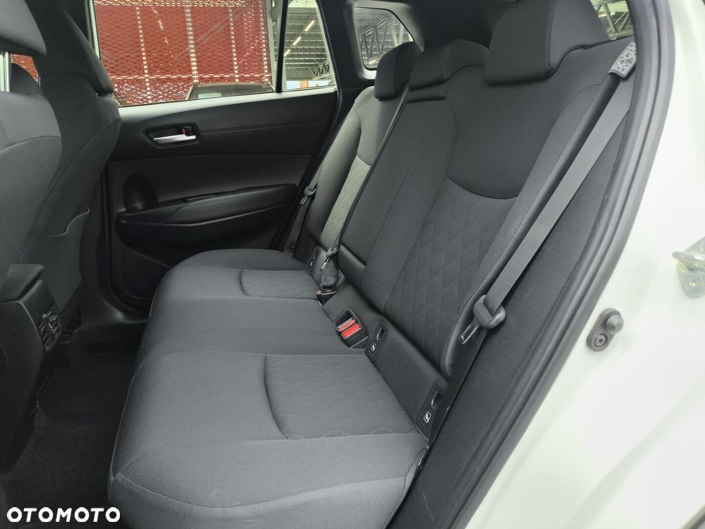 Toyota Corolla Cross - 14