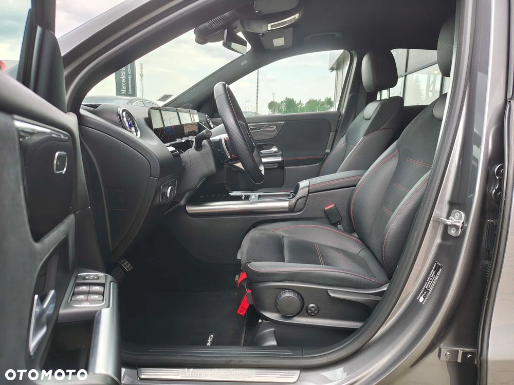 Mercedes-Benz GLA 200 AMG Line - 8