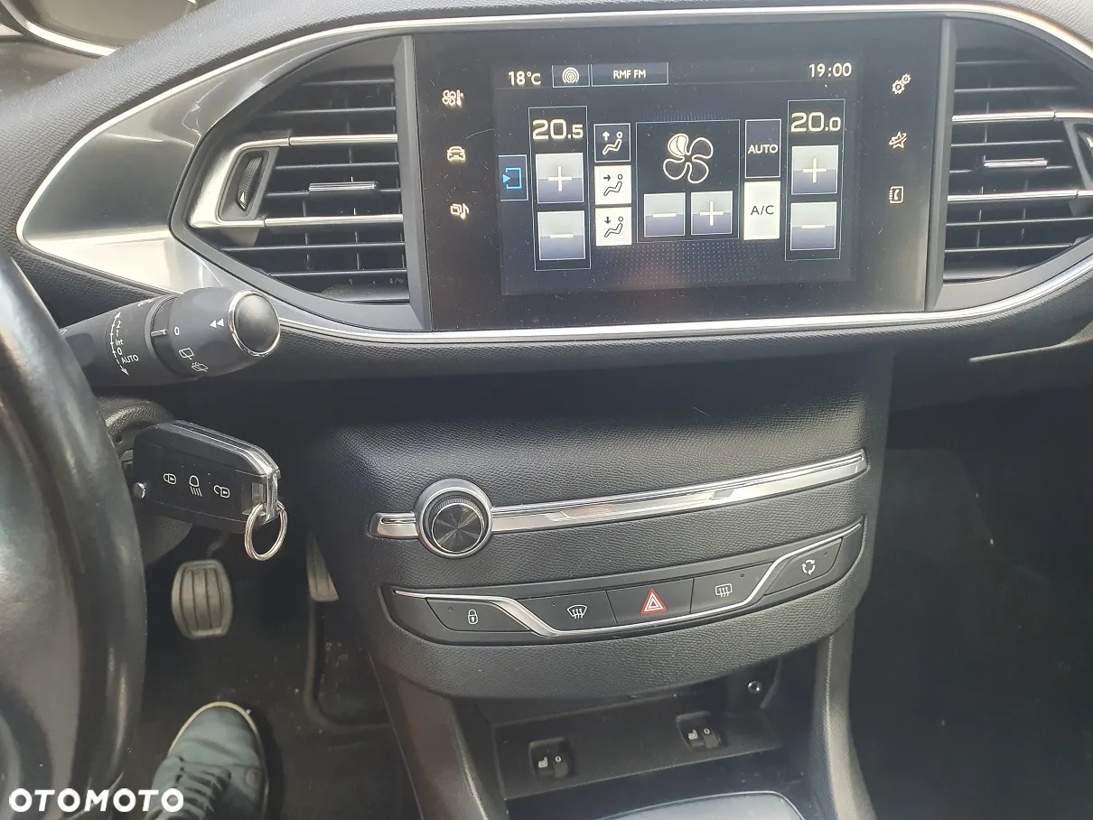 Peugeot 308 PureTech 130 GPF Stop & Start Active - 16
