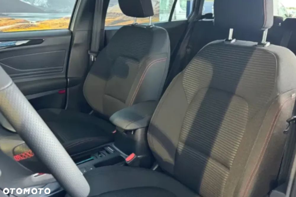 Ford Focus 1.0 EcoBoost mHEV ST-Line X - 16