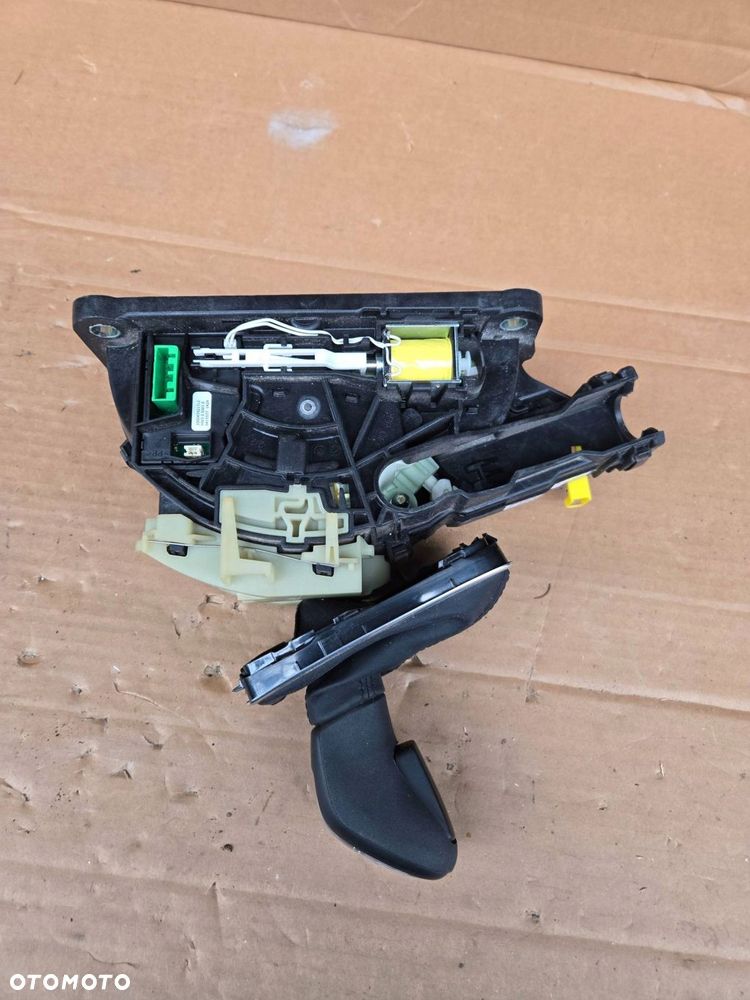 wybierak lewarek zmiany biegów volvo v40 31367483 - 3