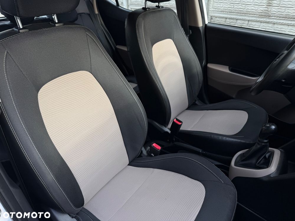 Hyundai i10 1.0 - 32