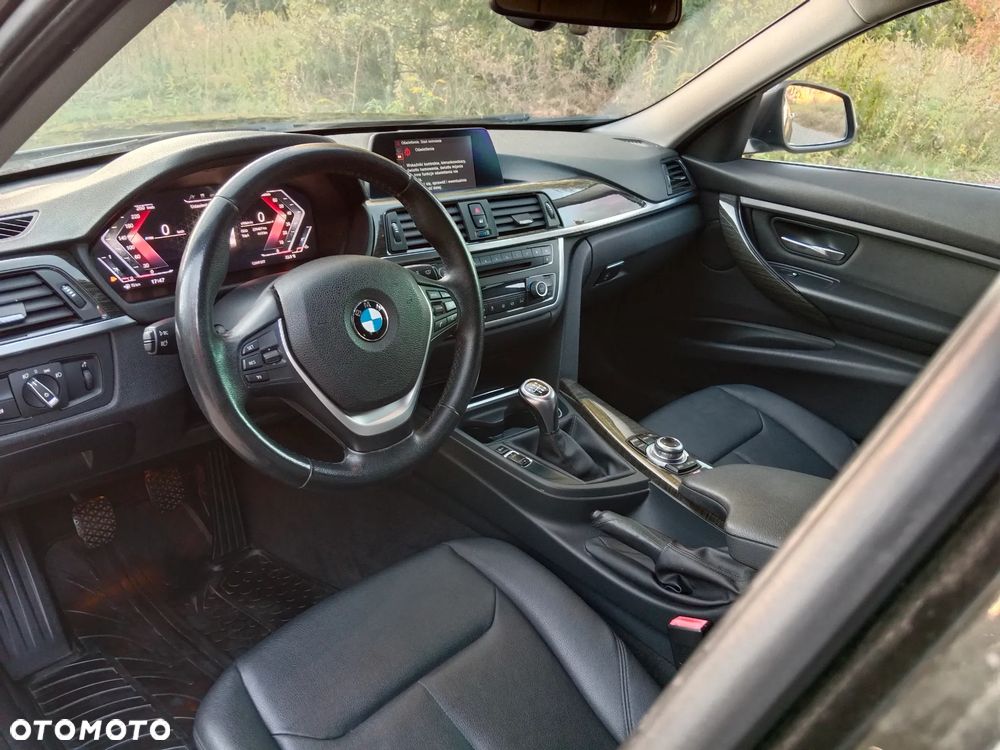 BMW Seria 3 316d Luxury Line - 21