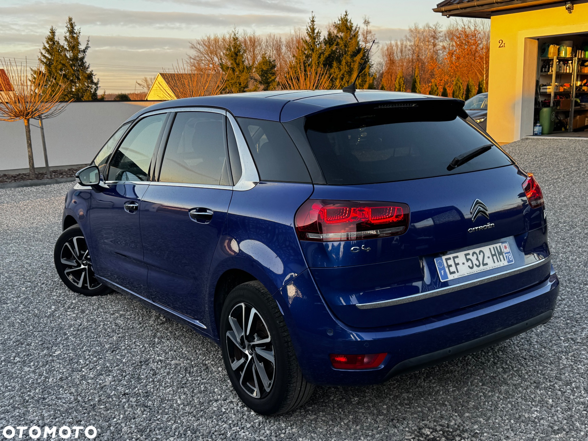 Citroën C4 Picasso PureTech 130 Stop&Start EAT6 SHINE - 3