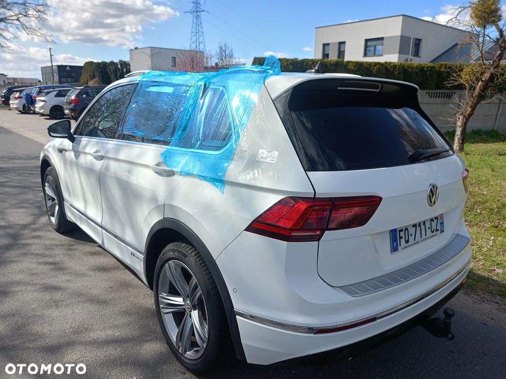 Volkswagen Tiguan 2.0 TDI SCR 4MotION DSG R-Line - 4