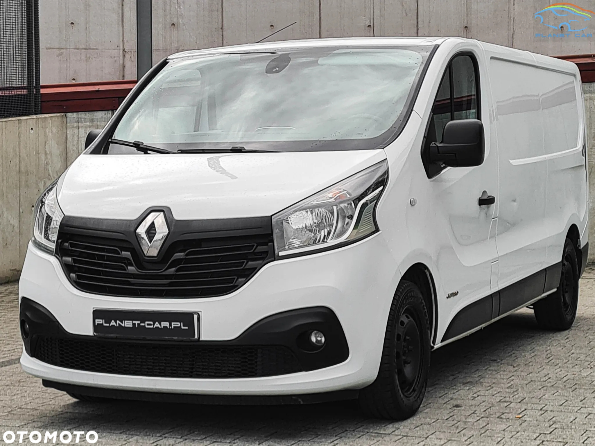 Renault 2015 Renault Trafic III Furgon LONG 1.6 dCi 120KM - 11