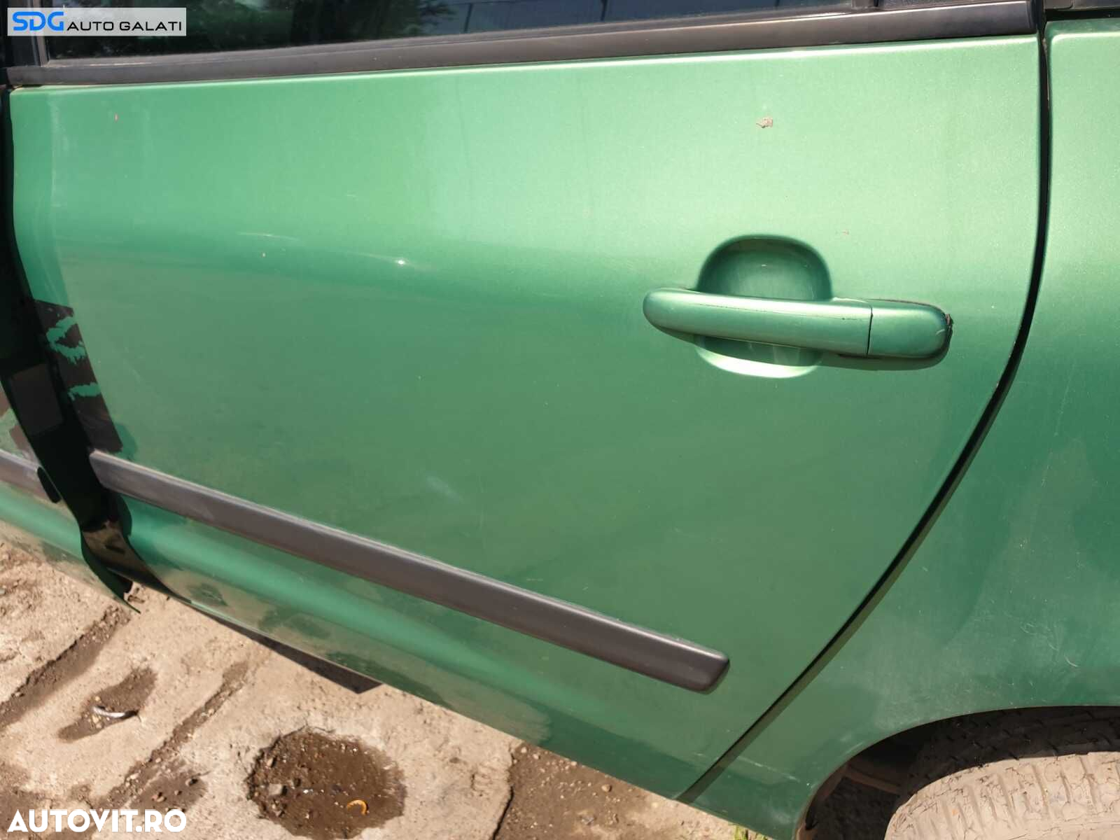 Bandou Ornament Plastic de pe Usa Portiera Stanga Spate Seat Alhambra 2001 - 2010 Cod busssdgbvs1 - 5