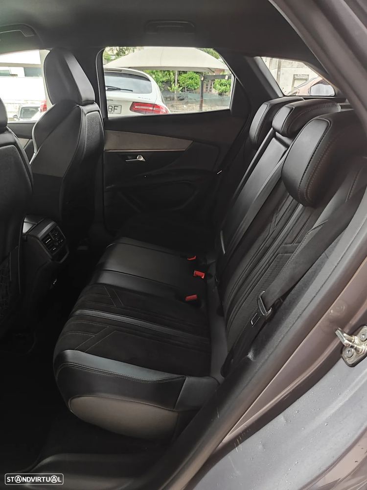Peugeot 3008 1.5 BlueHDi GT Line - 13