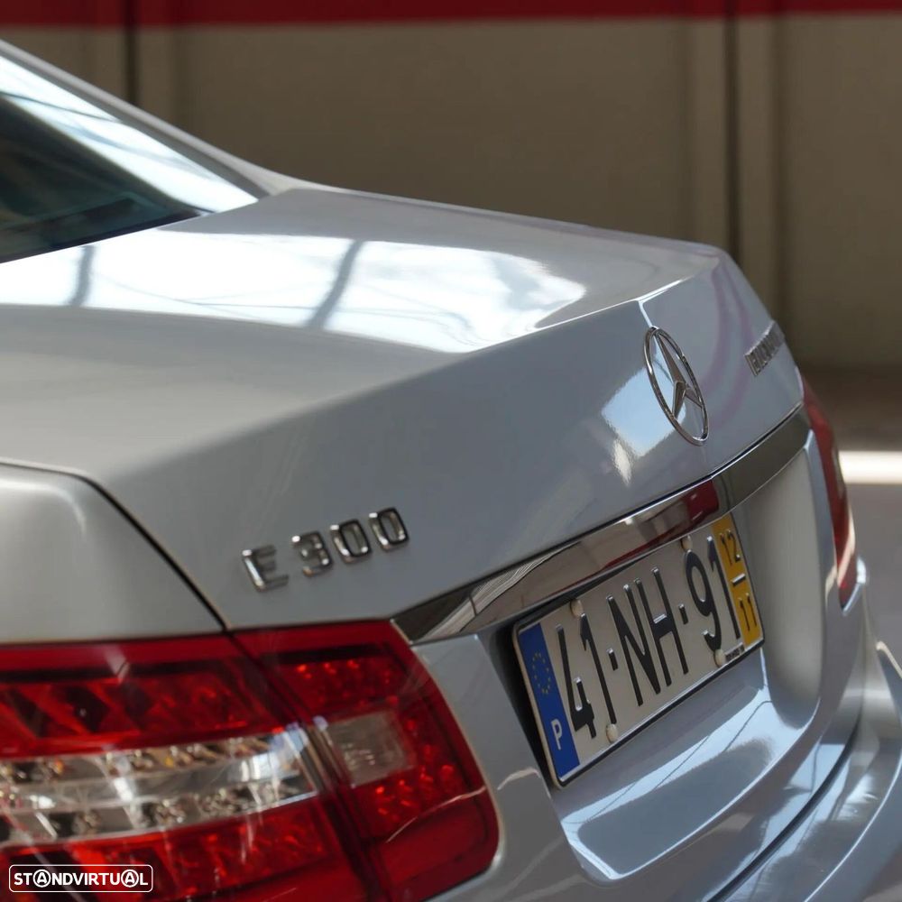 Mercedes-Benz E 300 Bluetec Hybrid Avantgarde - 42