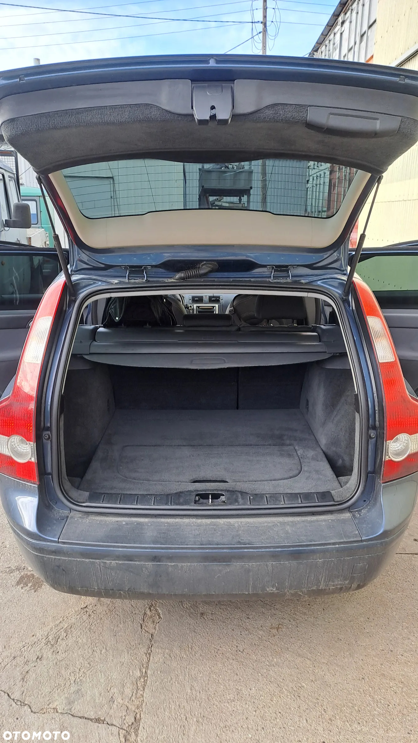 Volvo V50 2.0D Momentum - 14