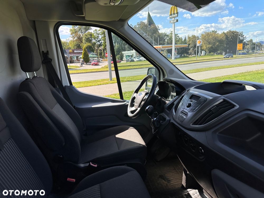 Ford transit - 18