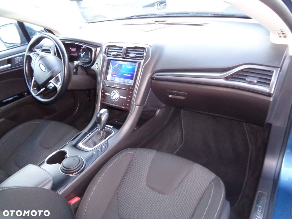 Ford Mondeo - 27