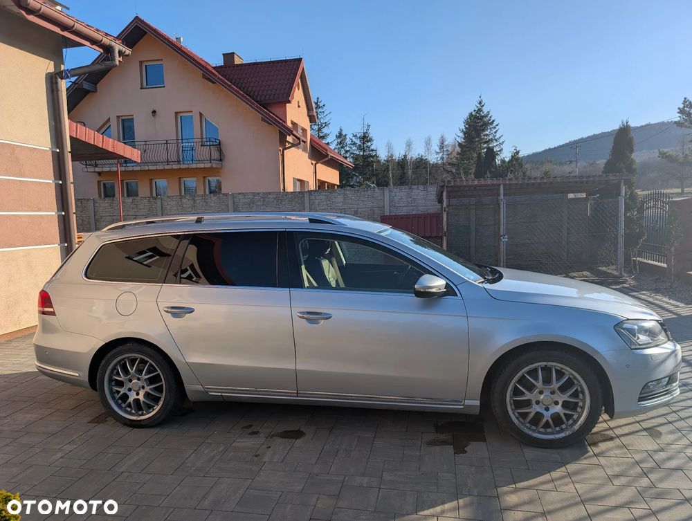 Volkswagen Passat 2.0 TDI Highline DSG - 12