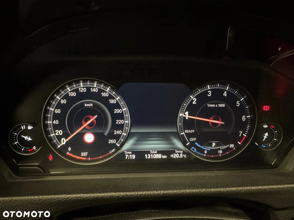 BMW Seria 3 330i xDrive Sport Line Shadow - 11