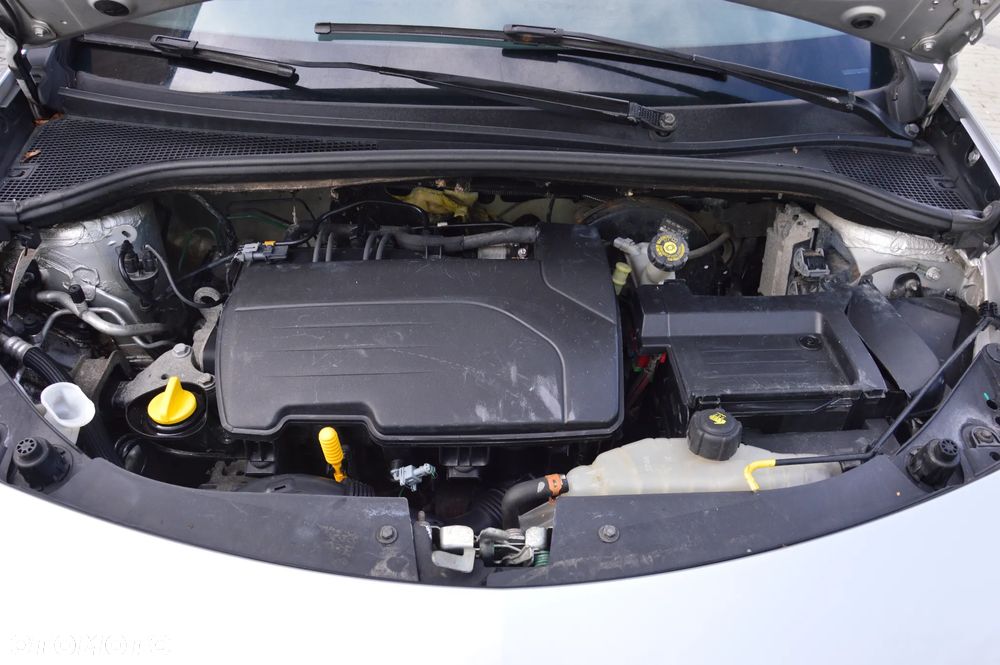 Renault Clio - 21