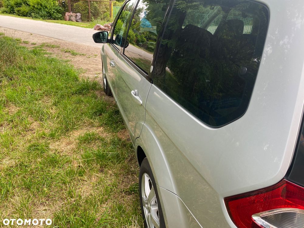 Ford Galaxy 2.0 Ghia - 8