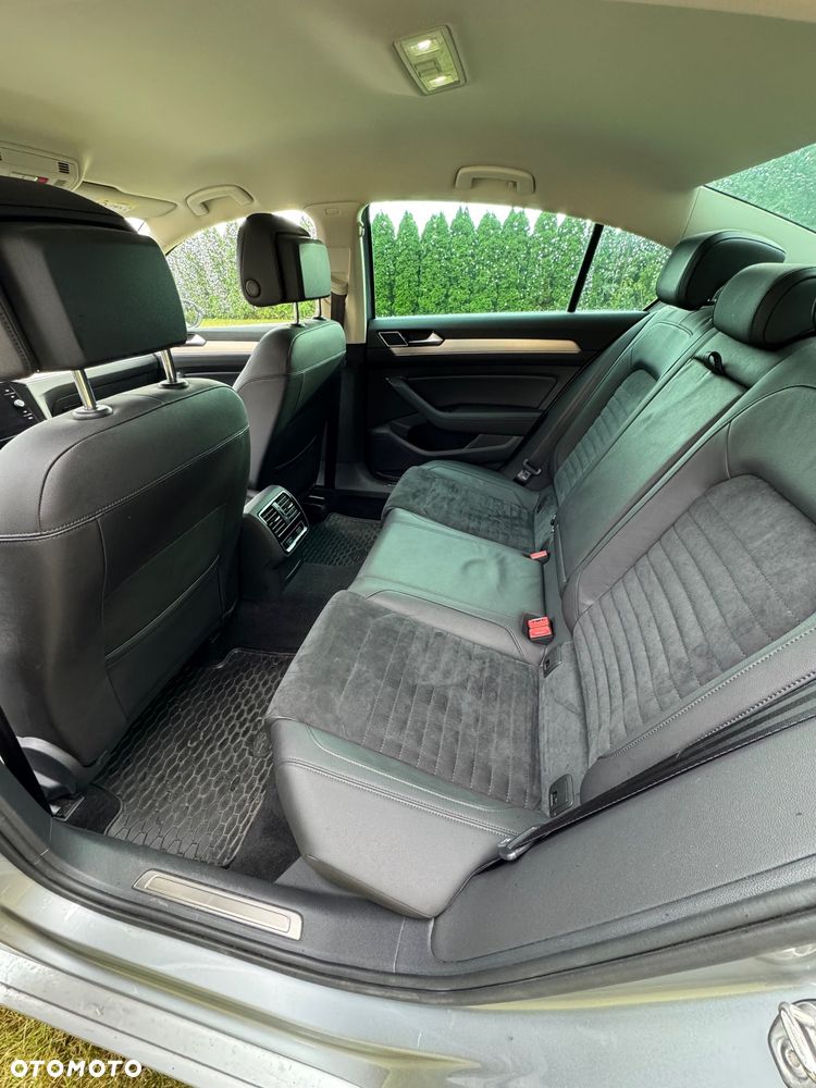 Volkswagen Passat 1.5 TSI EVO Highline DSG - 19
