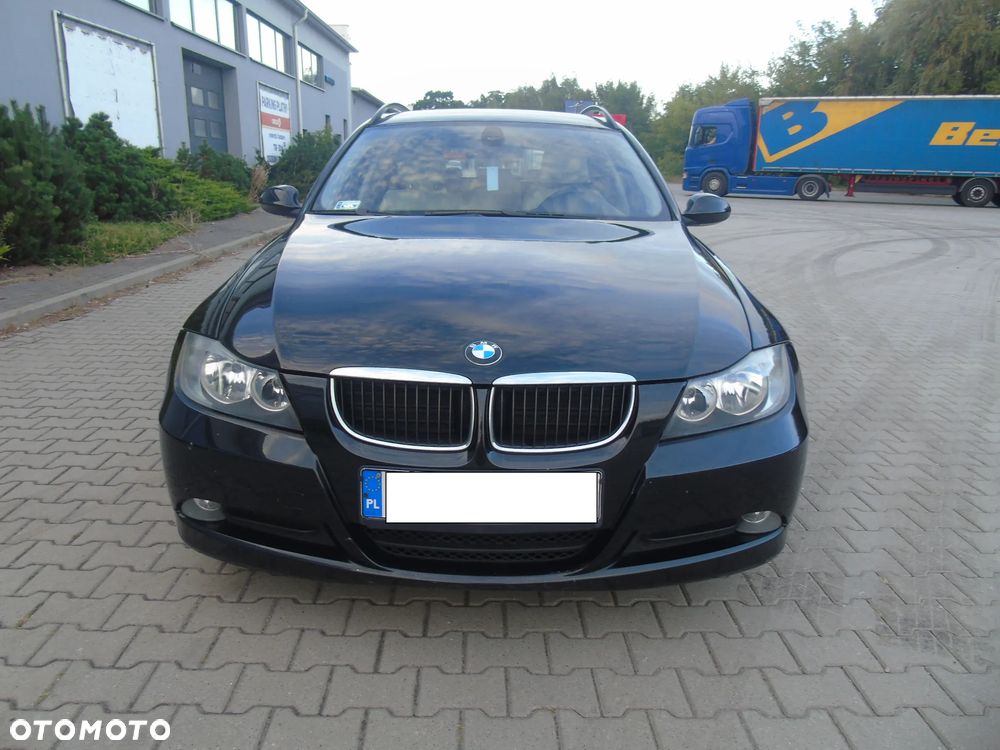 BMW Seria 3 - 18