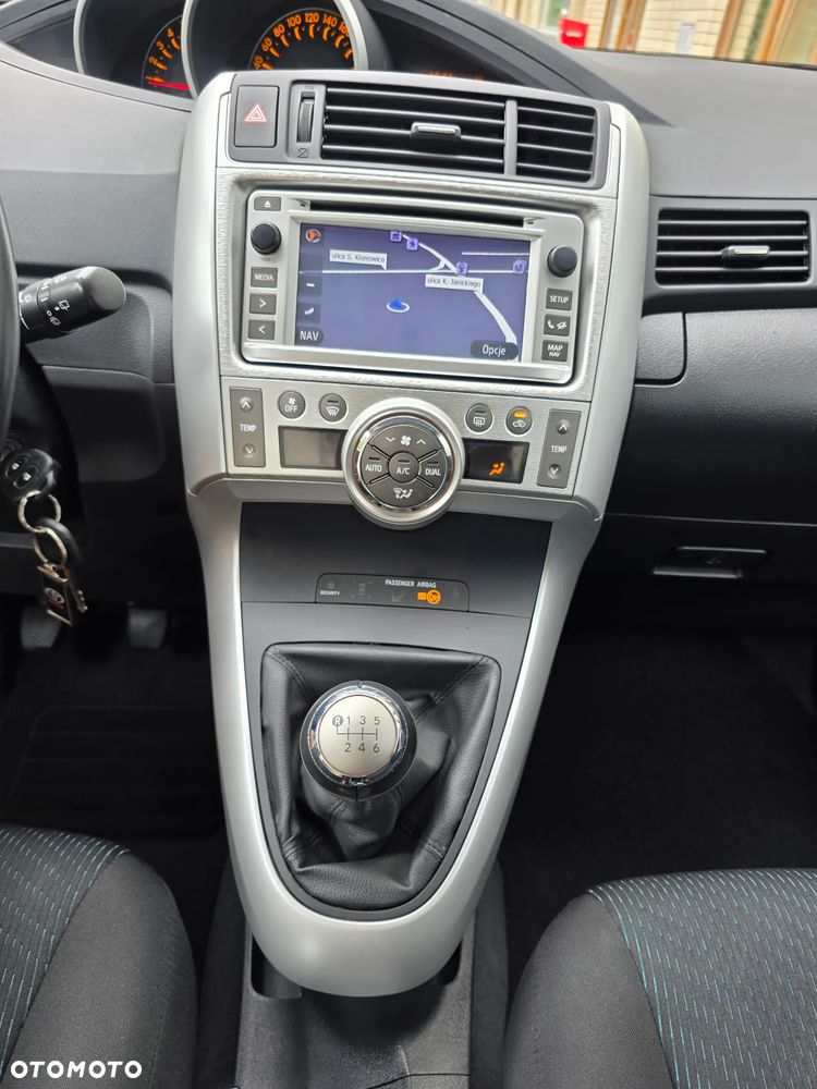 Toyota Verso 1.8 5-Sitzer Executive - 31