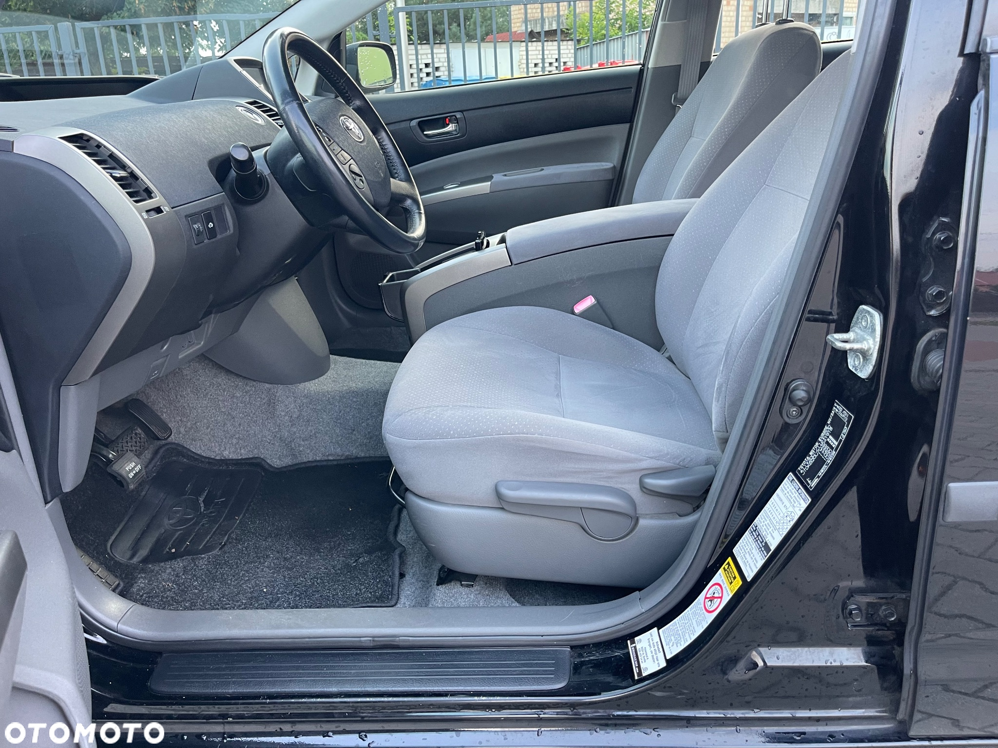 Toyota Prius 1.5 VVT-i Sol - 8
