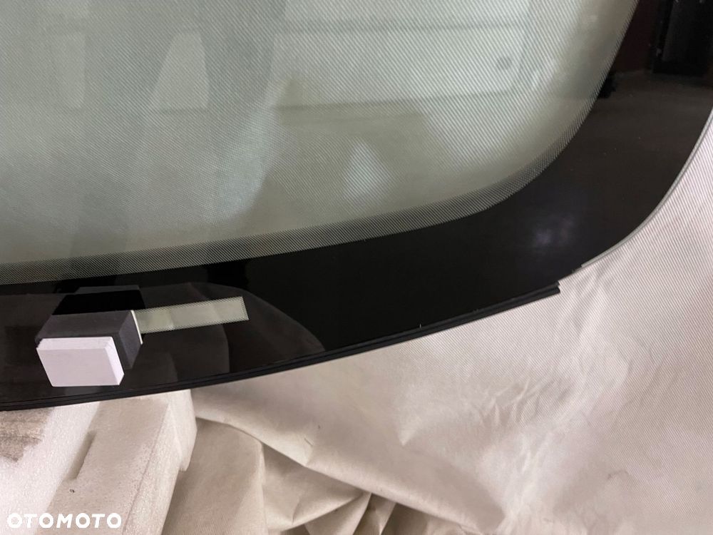 szyba przednia ford escape kamera po 2019- - 3