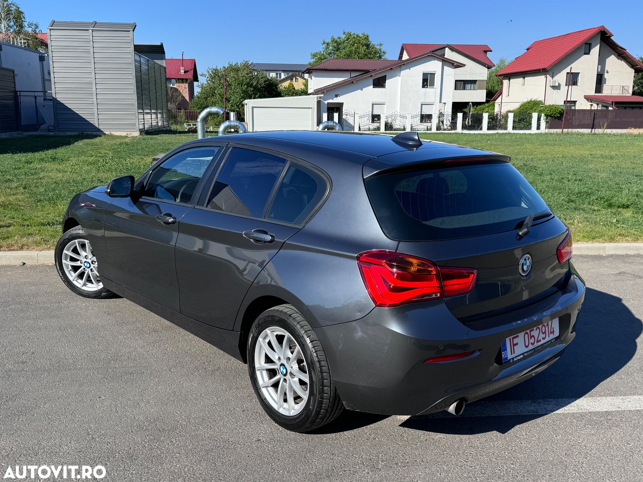 BMW Seria 1 116i - 3