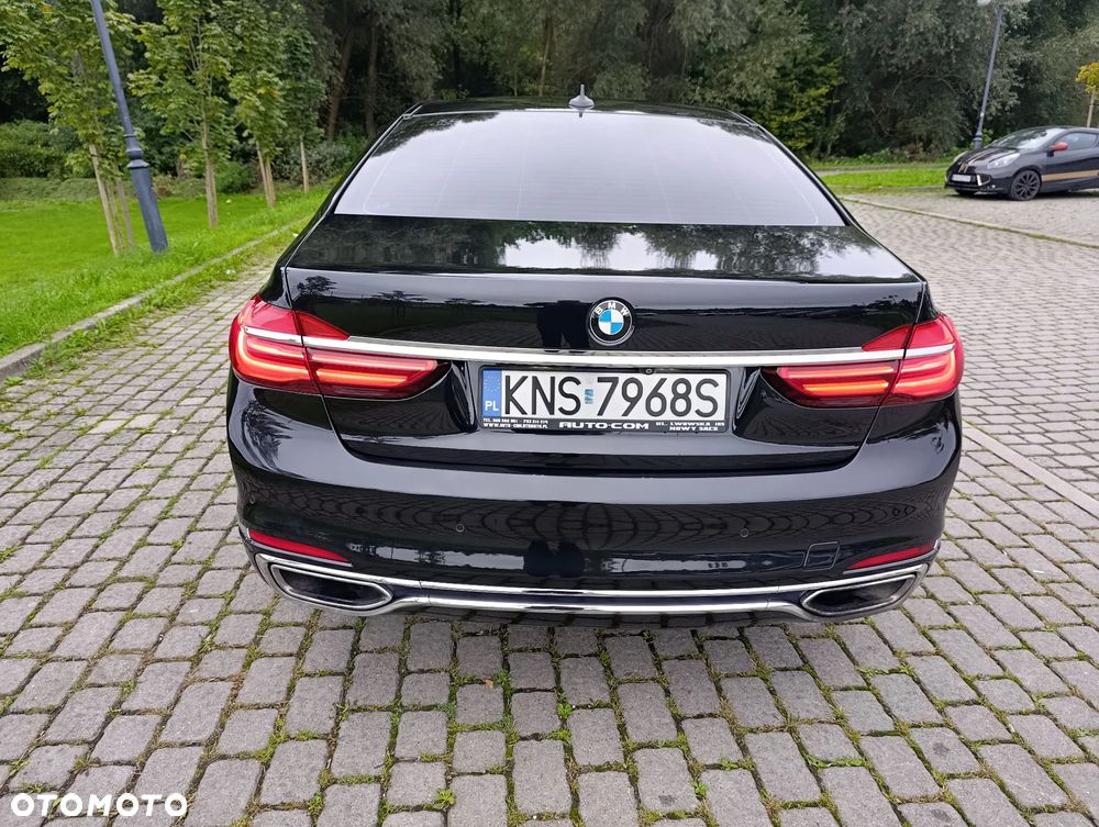 BMW Seria 7 730d xDrive - 9