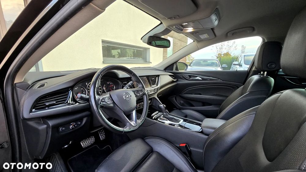 Opel Insignia 2.0 BiTurbo D 4x4 Automatik Ultimate Exclusive - 19