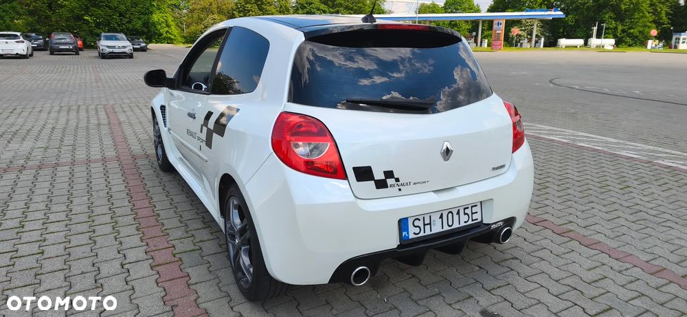 Renault Clio 2.0 16V Sport Euro5 - 1