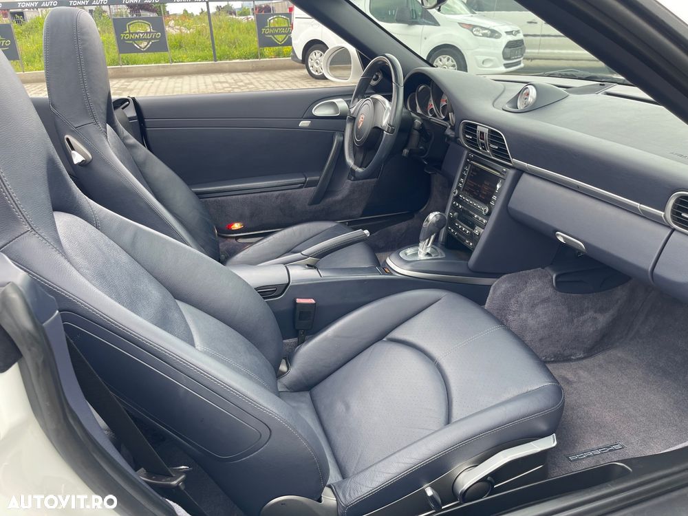 Porsche 911 Carrera S PDK - 14