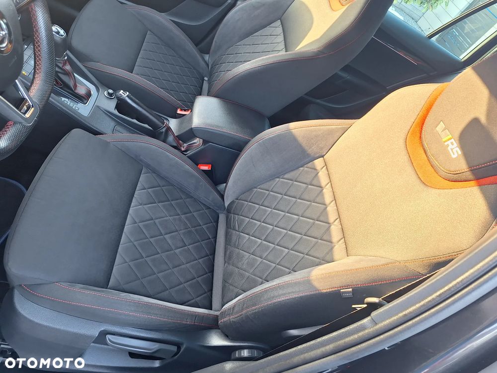 Skoda Octavia 2.0 TDI DSG RS - 12