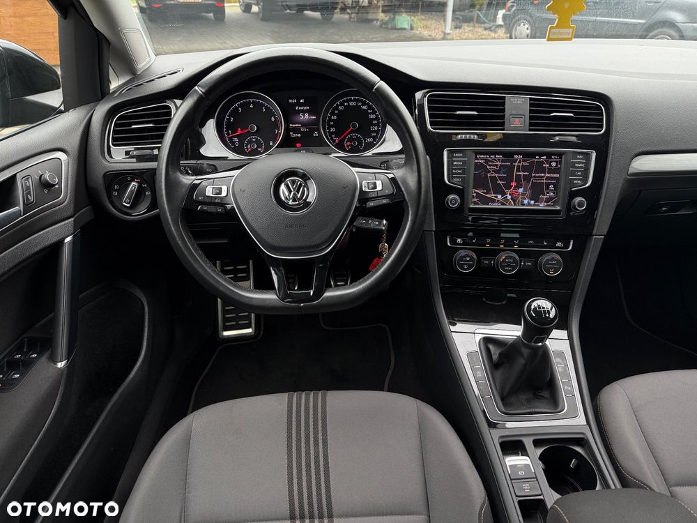 Volkswagen Golf 1.2 TSI BlueMotion Technology Allstar - 19