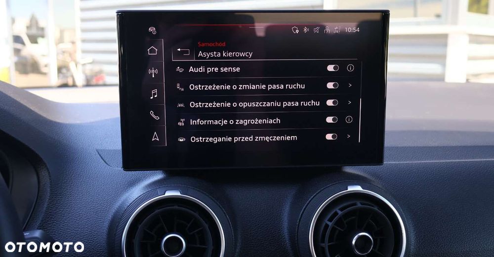Audi Q2 - 30