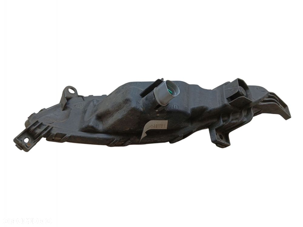 HALOGEN LED PRAWY PRZÓD HYUNDAI TUCSON III (2015-2018) 92208-D7000 - 7