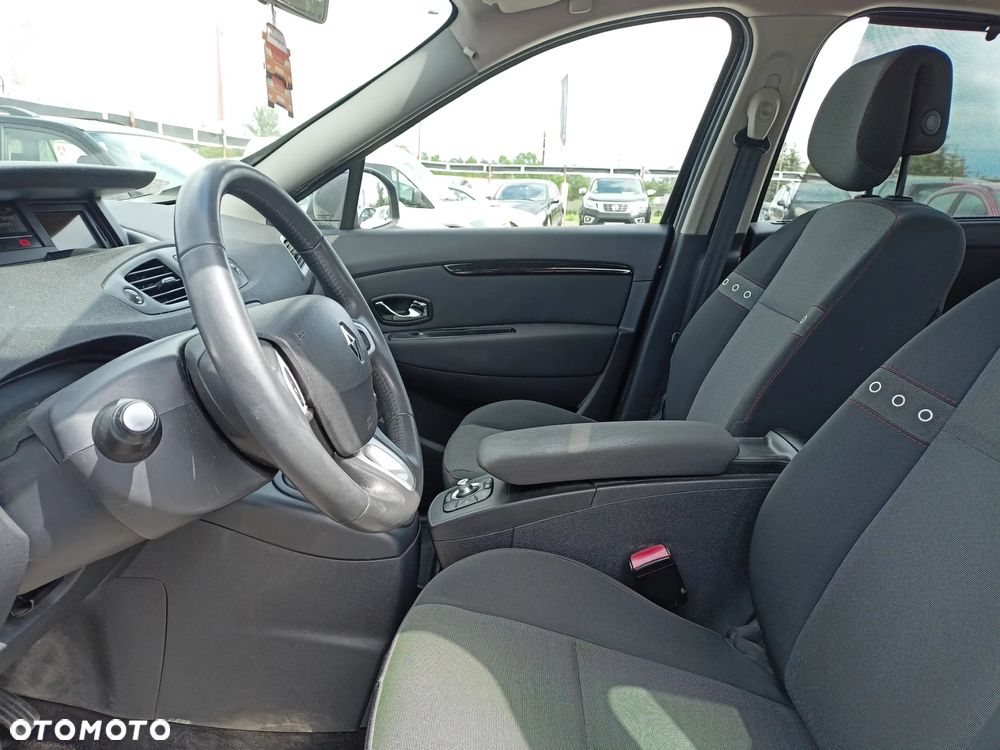 Renault Scenic - 9
